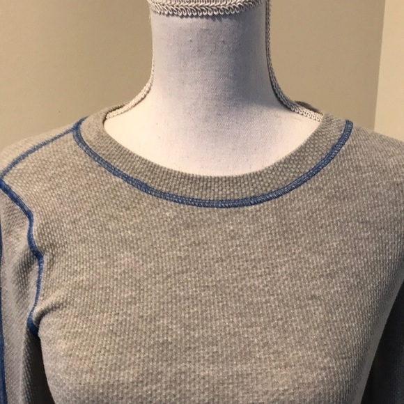 NWT! FREE PEOPLE Size S Grey Henley long sleeve top - Picture 2 of 8